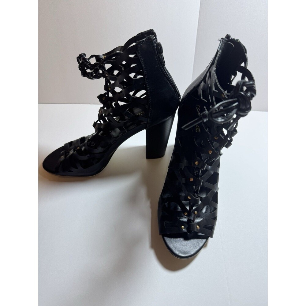 ShoeDazzle Eileen Black Caged Gladiator Sandals Studded Block‎ Heel Womens 7.5